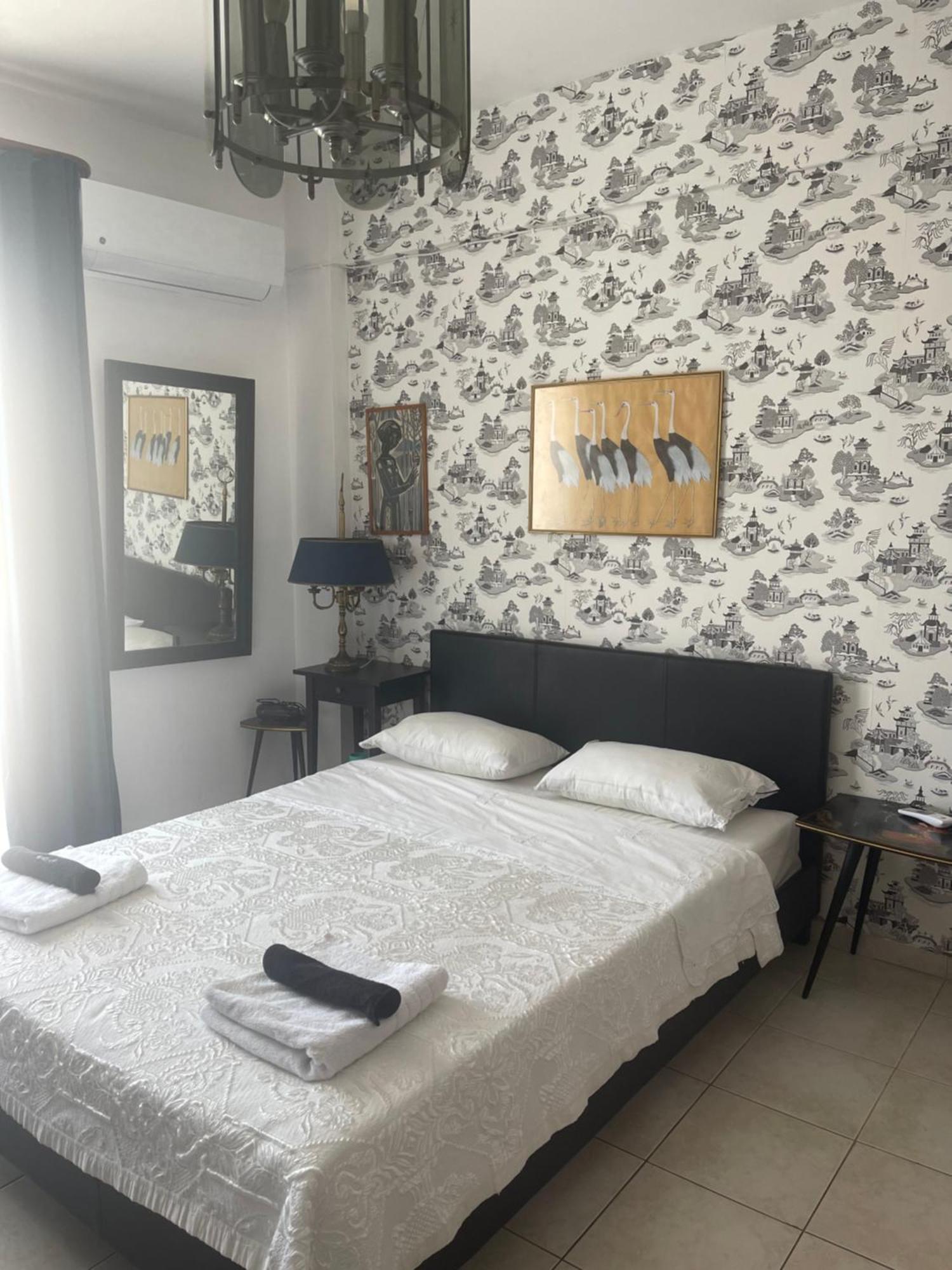 Retire Flat In The Heart Of City 이라클리온 외부 사진